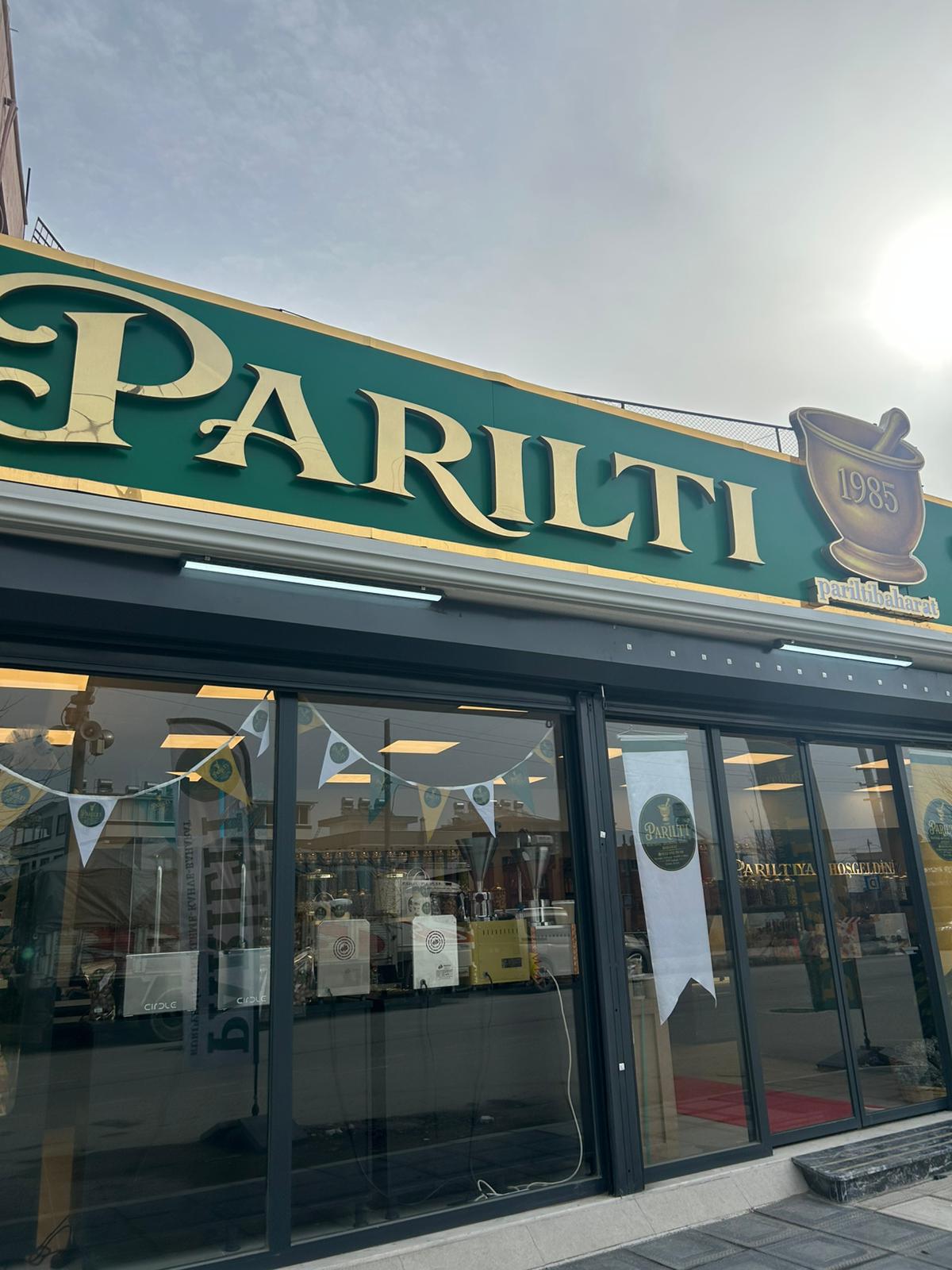 Parıltı Baharat Kuruyemiş 